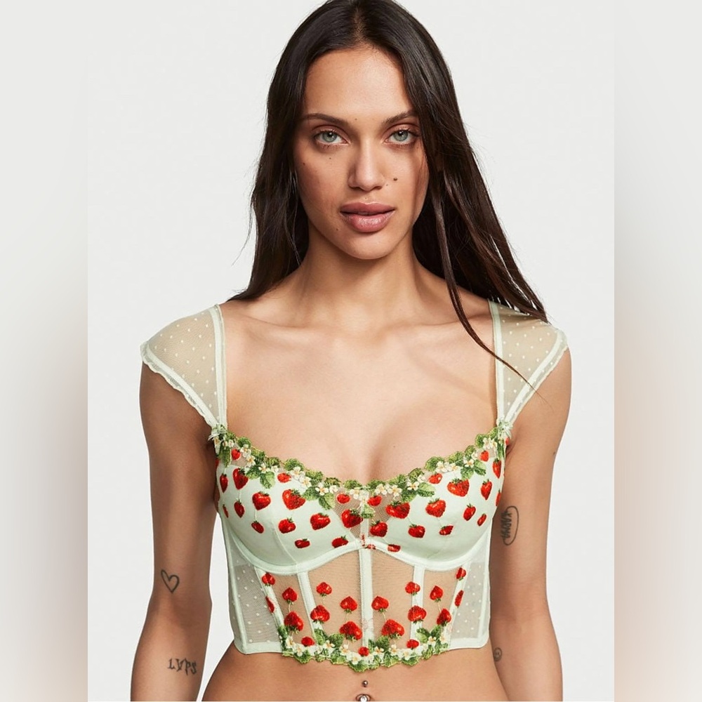 Victoria's Secret Strawberry Cap-Sleeve Pale Green Embroidery Corset size Medium